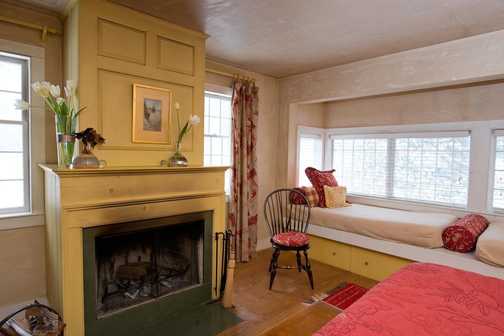 The Old Inn On The Green New Marlborough Habitación foto